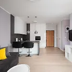 Lejlighed Metro Wierzbno Stylish By Bookinghost *